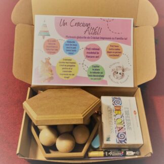 Kit pentru un Crăciun Personalizat - Globuri din Lemn